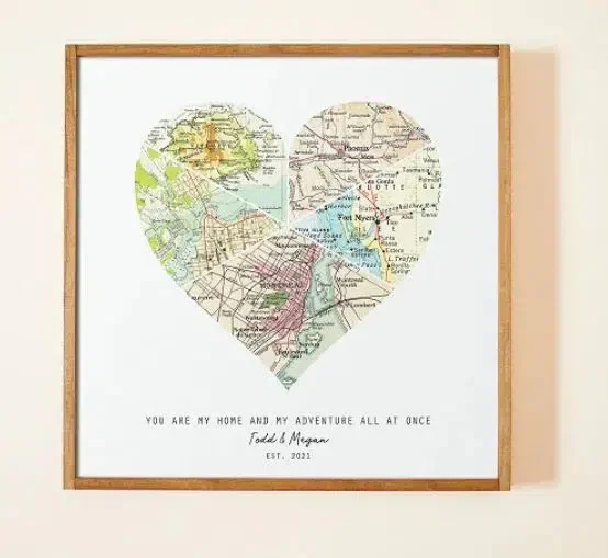 Photo frame with maps shape like a heart