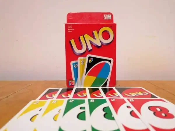 Package and cards from the travel game "Uno"