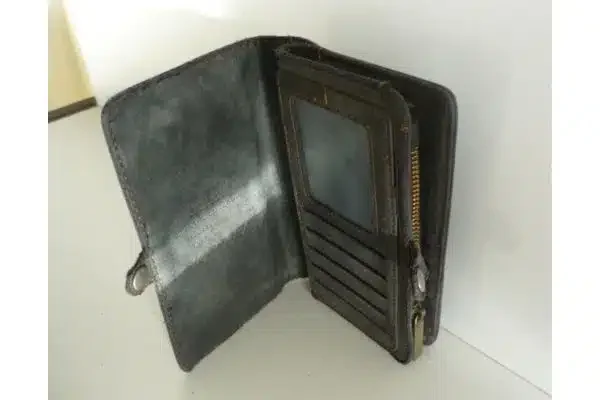 A phone cover and wallet combined in one