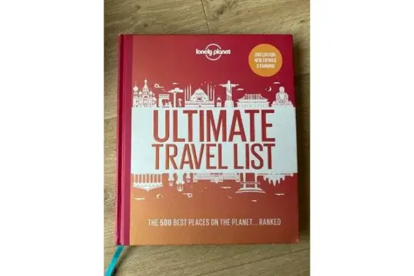 A book called : the ultimate travel list by The Lonely planet