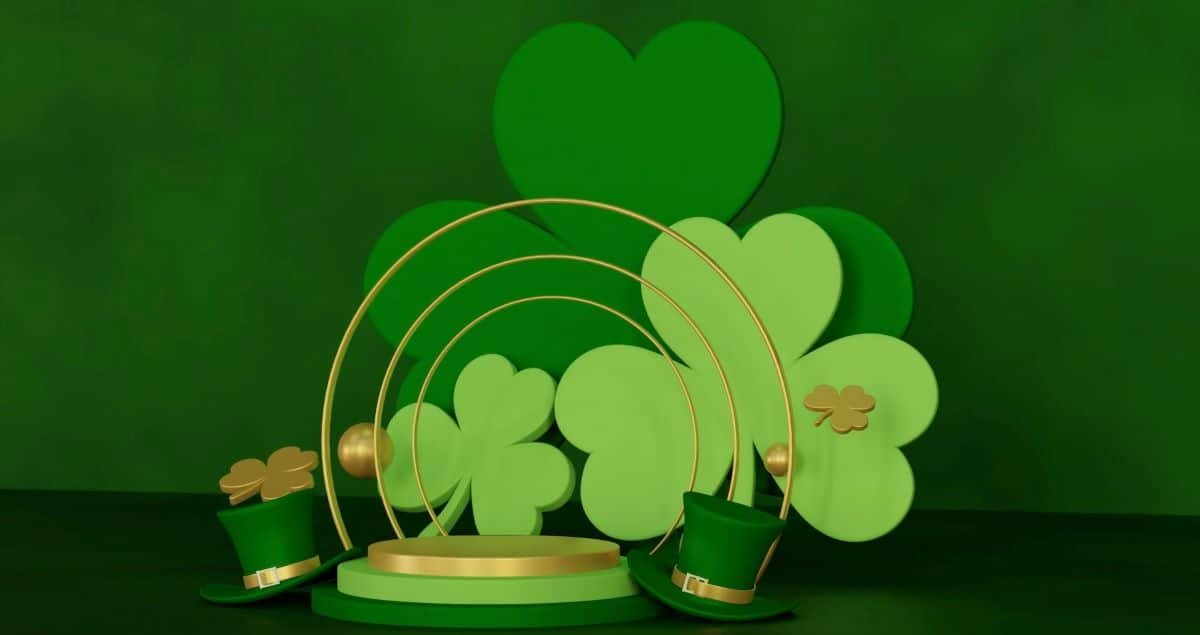 Green shamrock and St Patrick's Day decorations