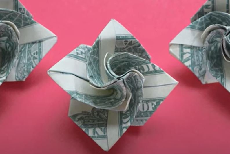 Rose origami made from money