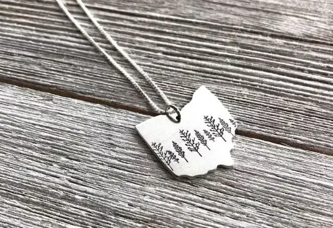 Necklace in the shape of Ohio map with trees