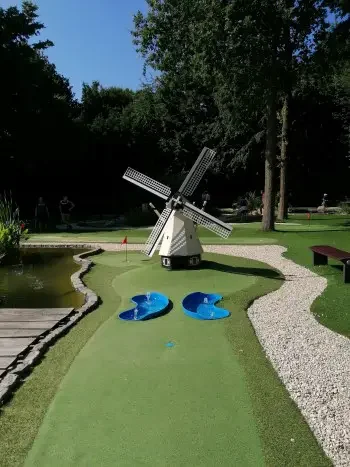 Mini golf with a wind mill