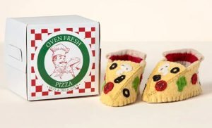 Baby booties in the shape of pizza